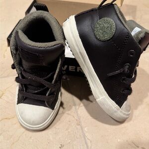 Converse Slip-On Street Boot - Dark Brown, Fleece Lined Sneakers - size 8 C